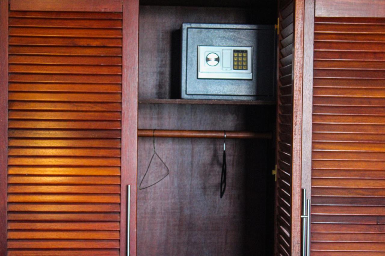 Residence Le Carat Bonapriso Douala Exterior foto